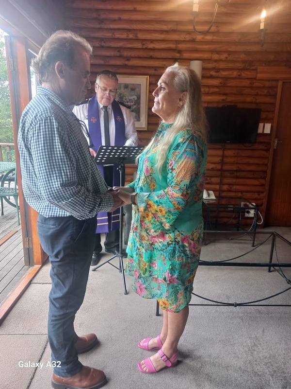 Wedding ceremony by Dr. Gerrit Rademeyer in Haenertsburg