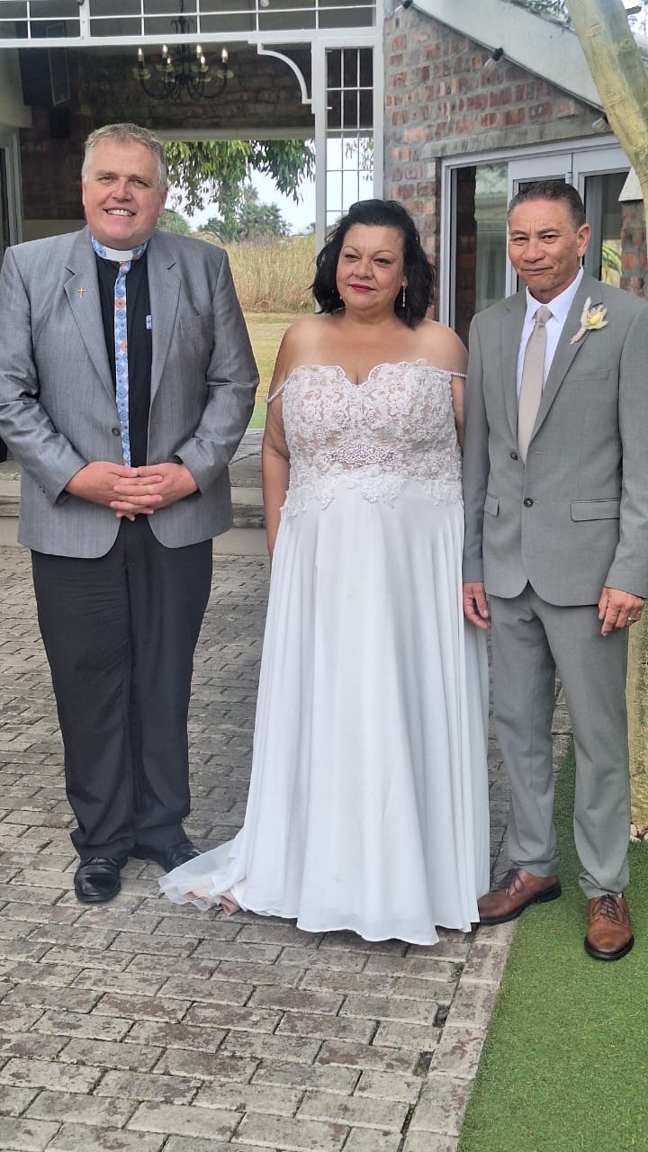 Wedding ceremony by Dr. Gerrit Rademeyer in Haenertsburg